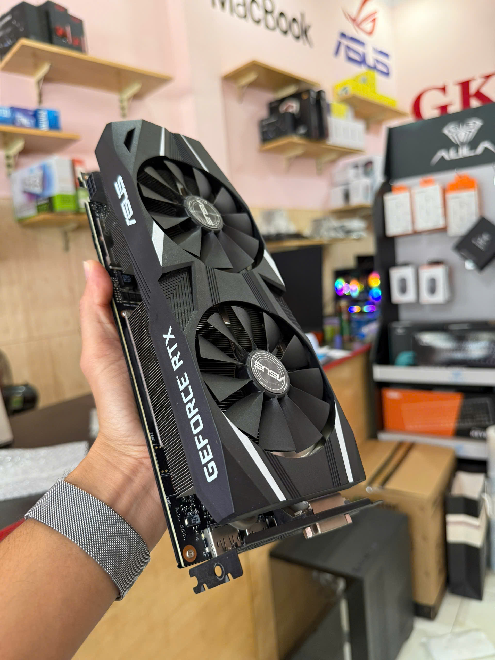 z7267302243904_609d9c74d0cfb3a8e1a449ff96c61938