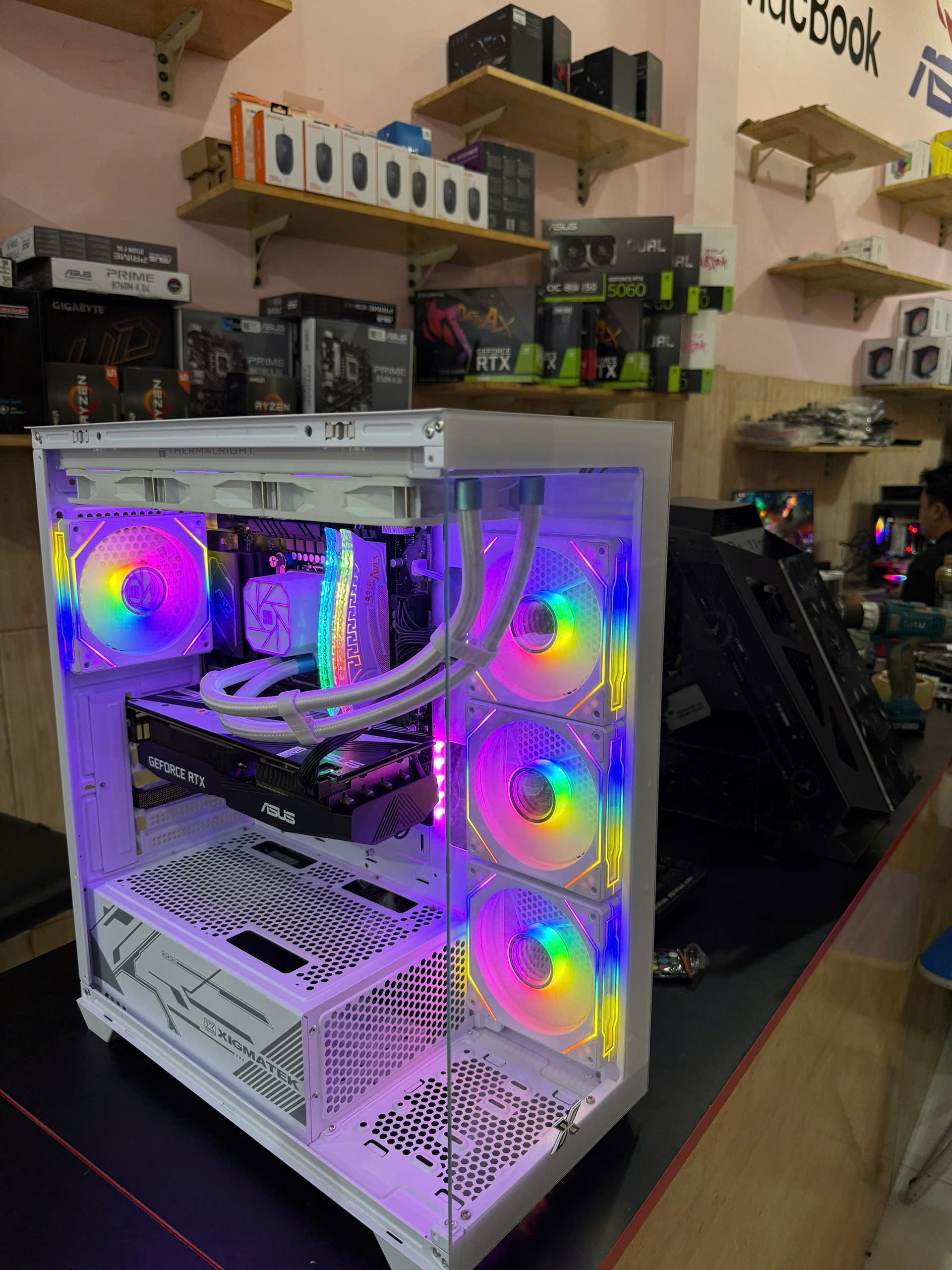 z7268627810813_008c9199b6e2a3ec84803b3f96b8e2da